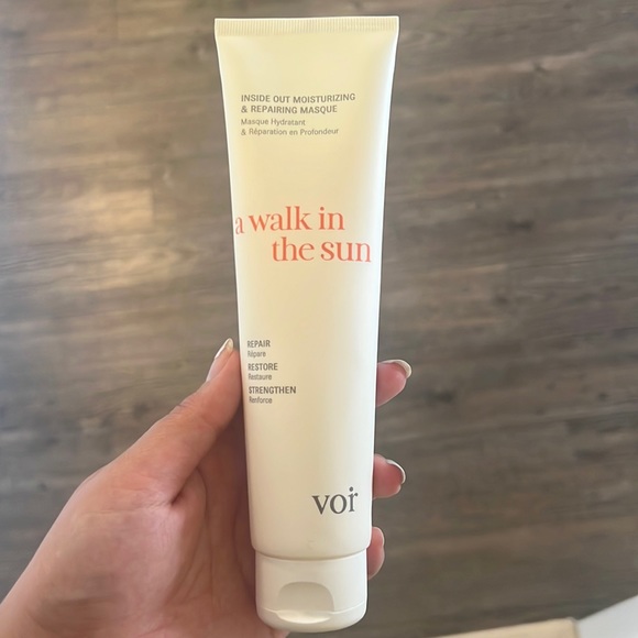 Voir Hair A Walk In The Sun inside out moisturizing & repairing hair masque - Picture 1 of 1